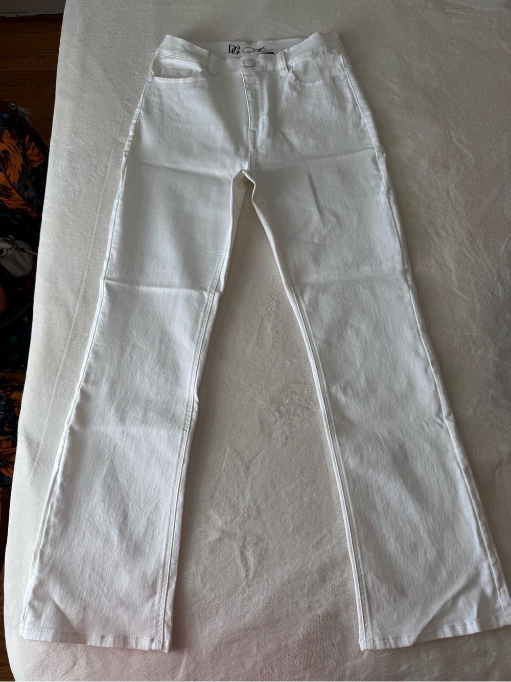 DG2 White High-Rise Bootcut Jeans NWOT